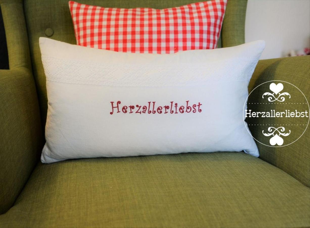 Ferienwohnung Herzallerliebst Бад-Лаутерберг Экстерьер фото